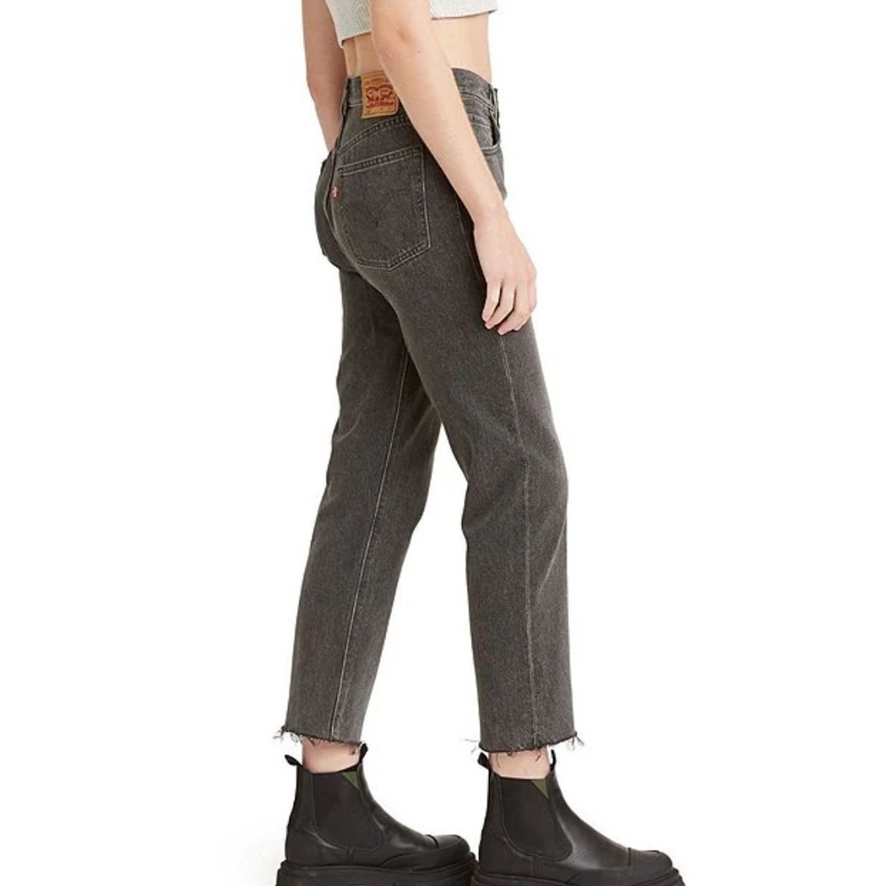 Levi'sLevi's 501 High Rise Cropped Straight Leg JeansSize W27 L26